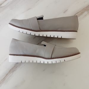 DR. SCHOLL'S IMAGINE GRAY VEGAN LEATHER LOAFER SZ 10